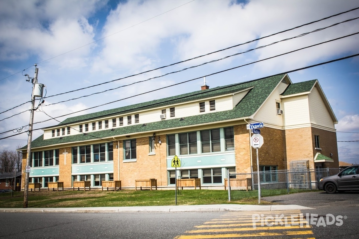 Photo of Pickleball at School Saint-Charles